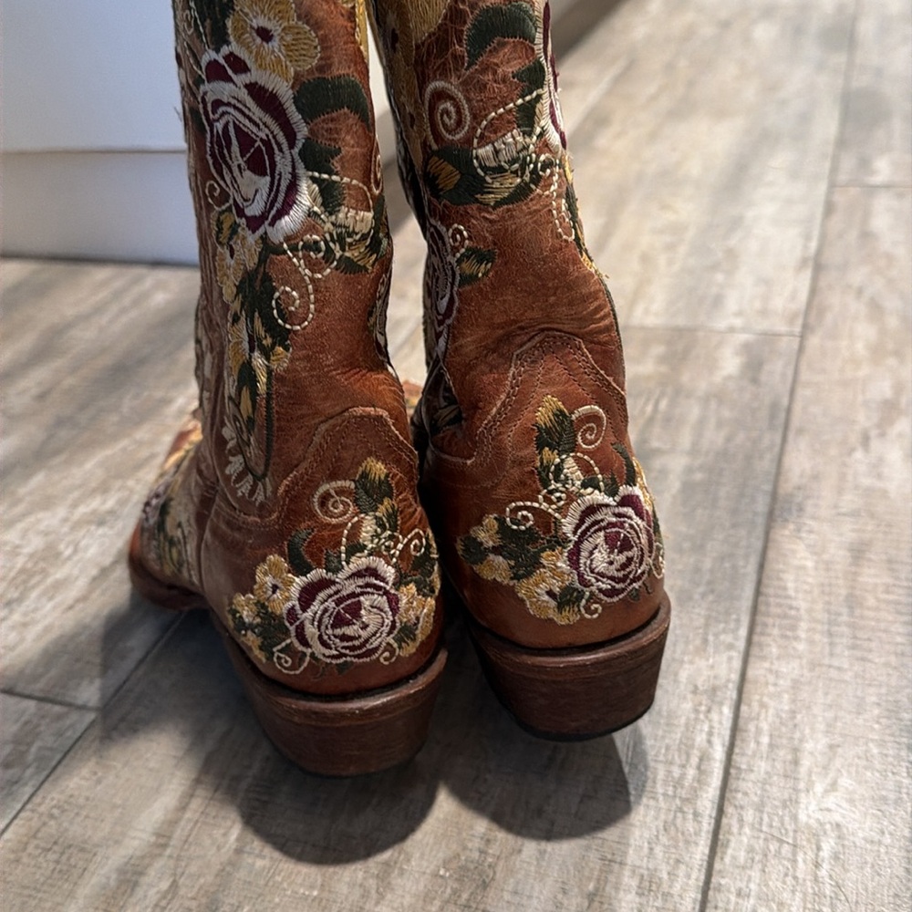 Macie Bean cowboy boots - Picture 4 of 7